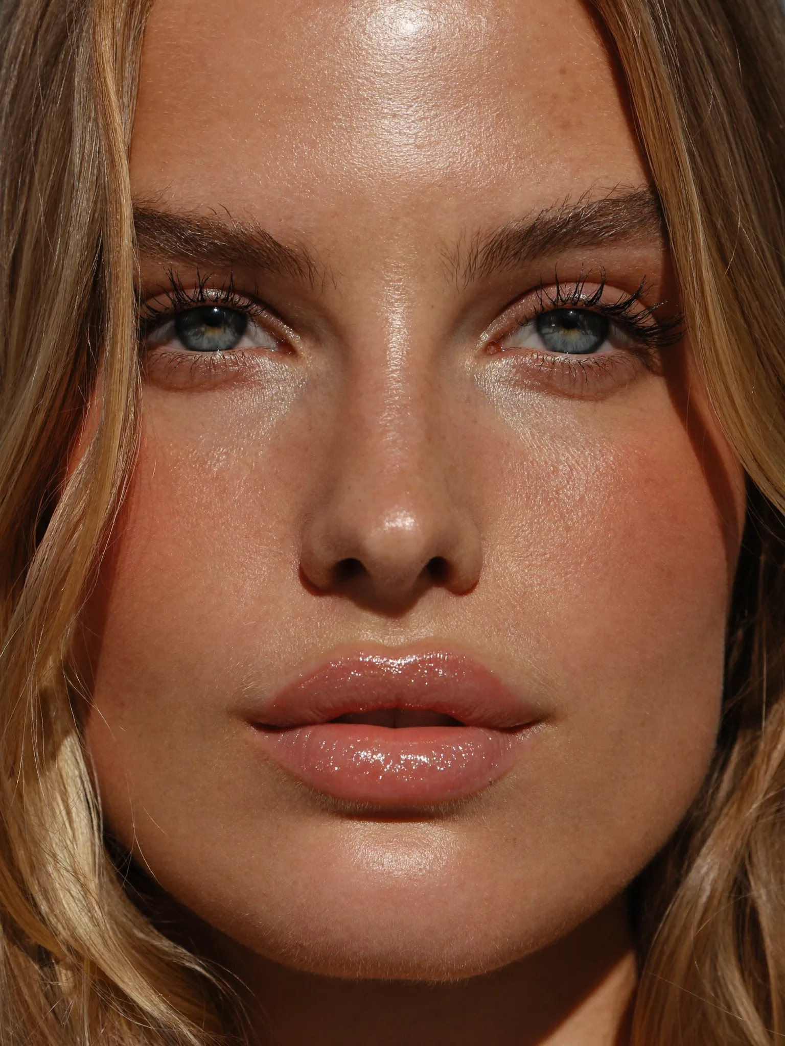 Ritratto beauty, pelle e make-up